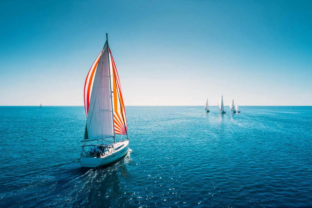 5 Boat Cleaning and Maintenance Tips for a Smooth Sailing Season