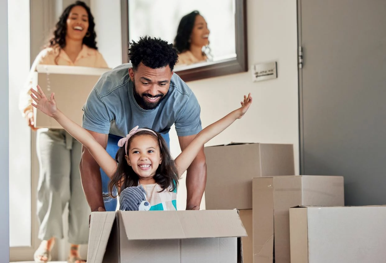 How Self-Storage Can Simplify Your Relocation Process